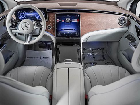 Certified 2023 Mercedes-Benz EQE 350+ SUV image 12