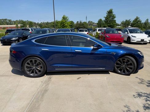 Used 2020 Tesla Model S Long Range AWD/4WD image 4