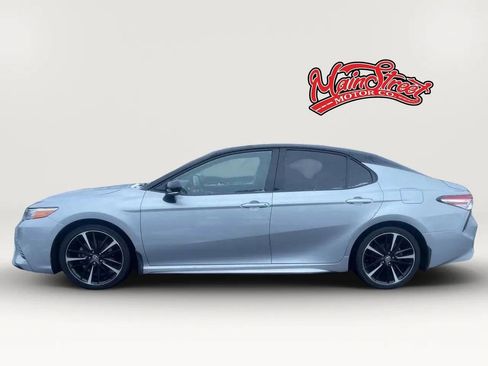 Used 2020 Toyota Camry XSE w/ Navigation Package image 4