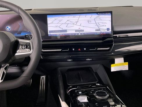 New 2026 BMW 530i xDrive AWD/4WD image 9
