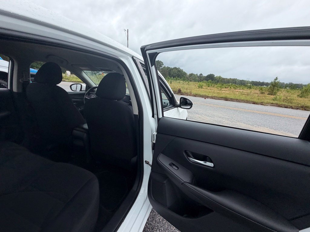 Used 2023 Nissan Sentra S FWD image 43