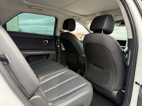 Used 2022 Hyundai Ioniq 5 Limited image 21