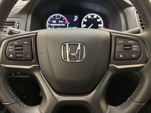 Certified 2025 Honda Ridgeline RTL image 11