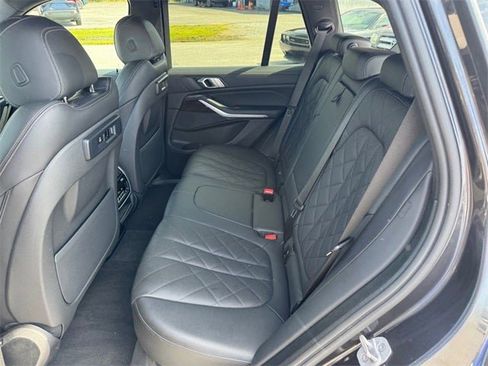 Used 2023 BMW X5 sDrive40i image 10