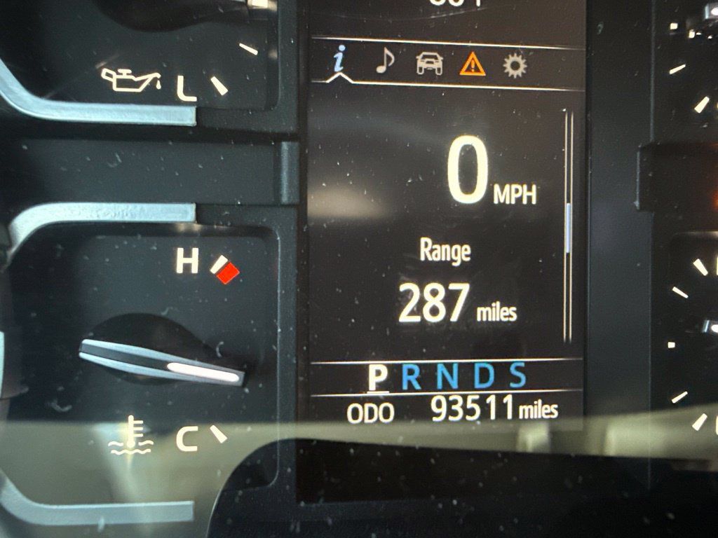 Used 2021 Toyota Tundra SR5 RWD image 18