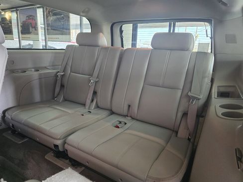 Used 2012 GMC Yukon XL SLT image 13