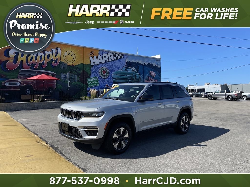 Used 2024 Jeep Grand Cherokee Limited 4xe AWD/4WD image 1