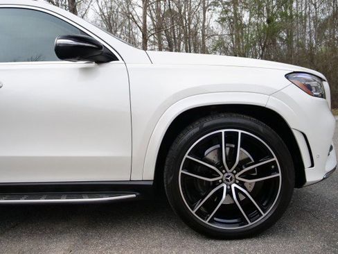 Used 2022 Mercedes-Benz GLS 450 4MATIC image 48