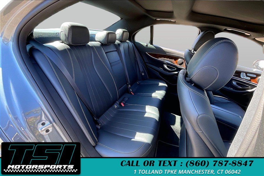 Used 2019 Mercedes-Benz E 300 4MATIC image 27