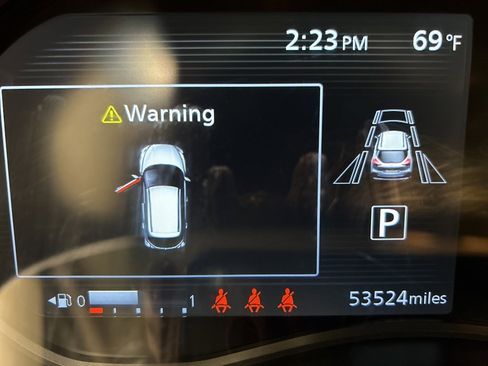 Used 2023 Nissan Kicks SV image 17