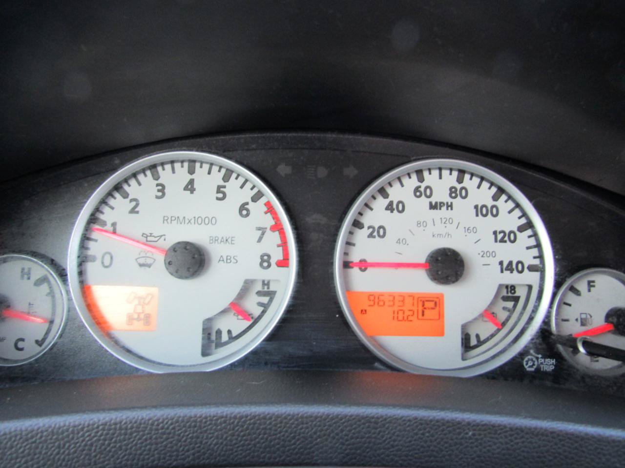 Used 2013 Nissan Xterra PRO-4X w/ Pro-4x Leather Pkg AWD/4WD image 16
