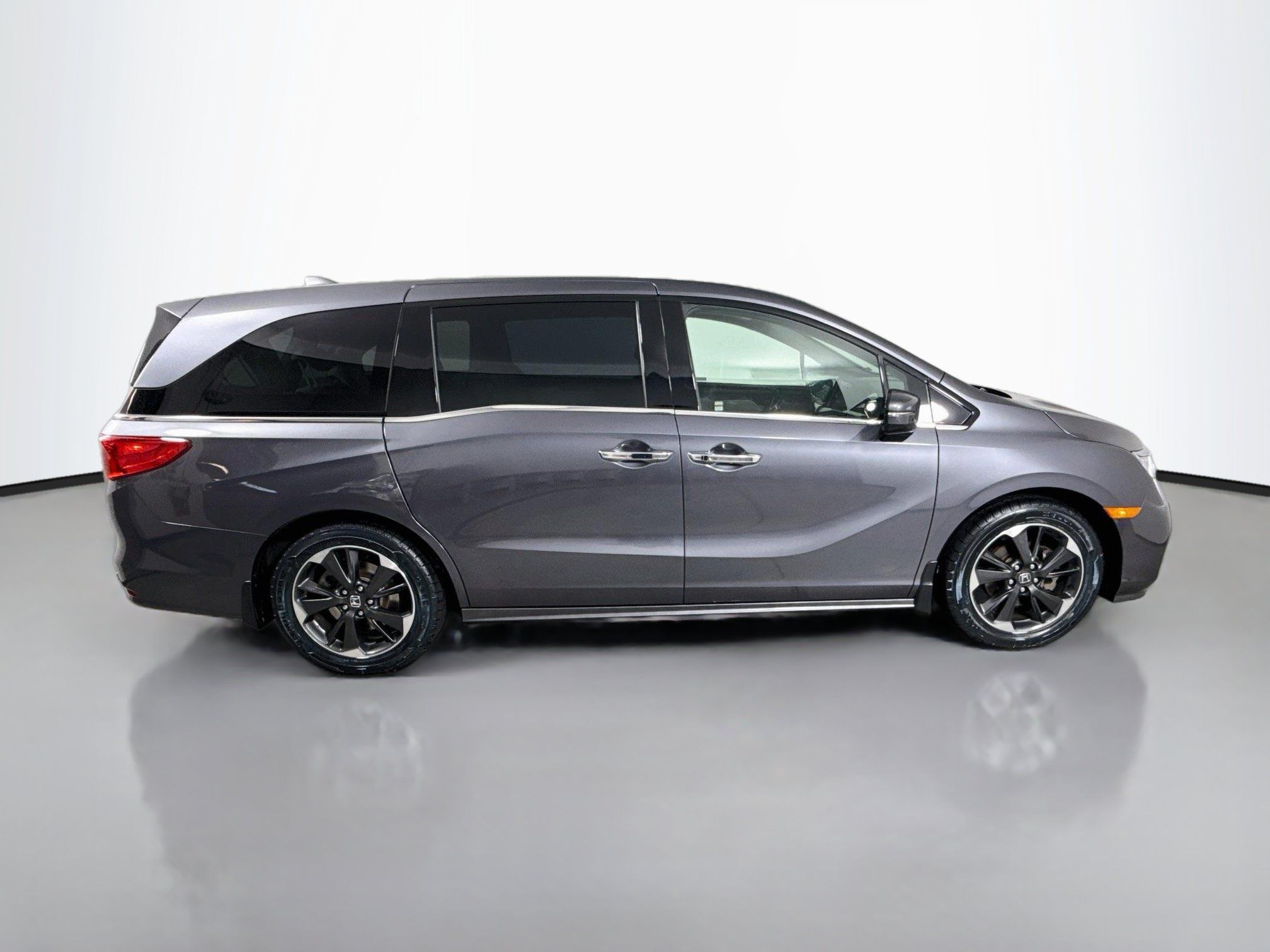 Used 2021 Honda Odyssey Elite image 8