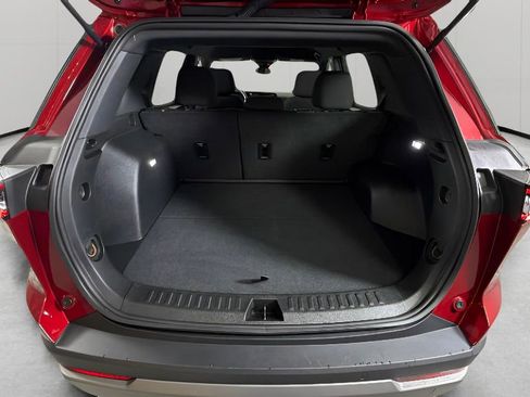 Certified 2026 Chevrolet Equinox LT FWD image 30