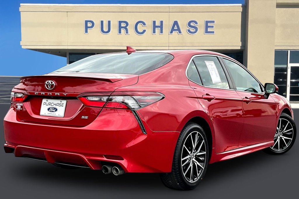 Used 2021 Toyota Camry SE FWD image 6