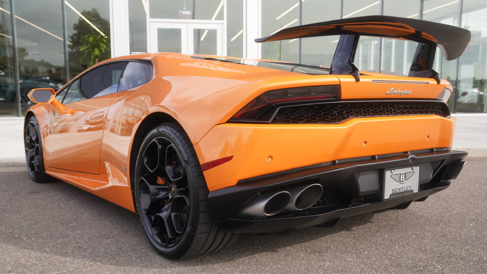 Used 2015 Lamborghini Huracan LP 610-4 AWD/4WD image 9