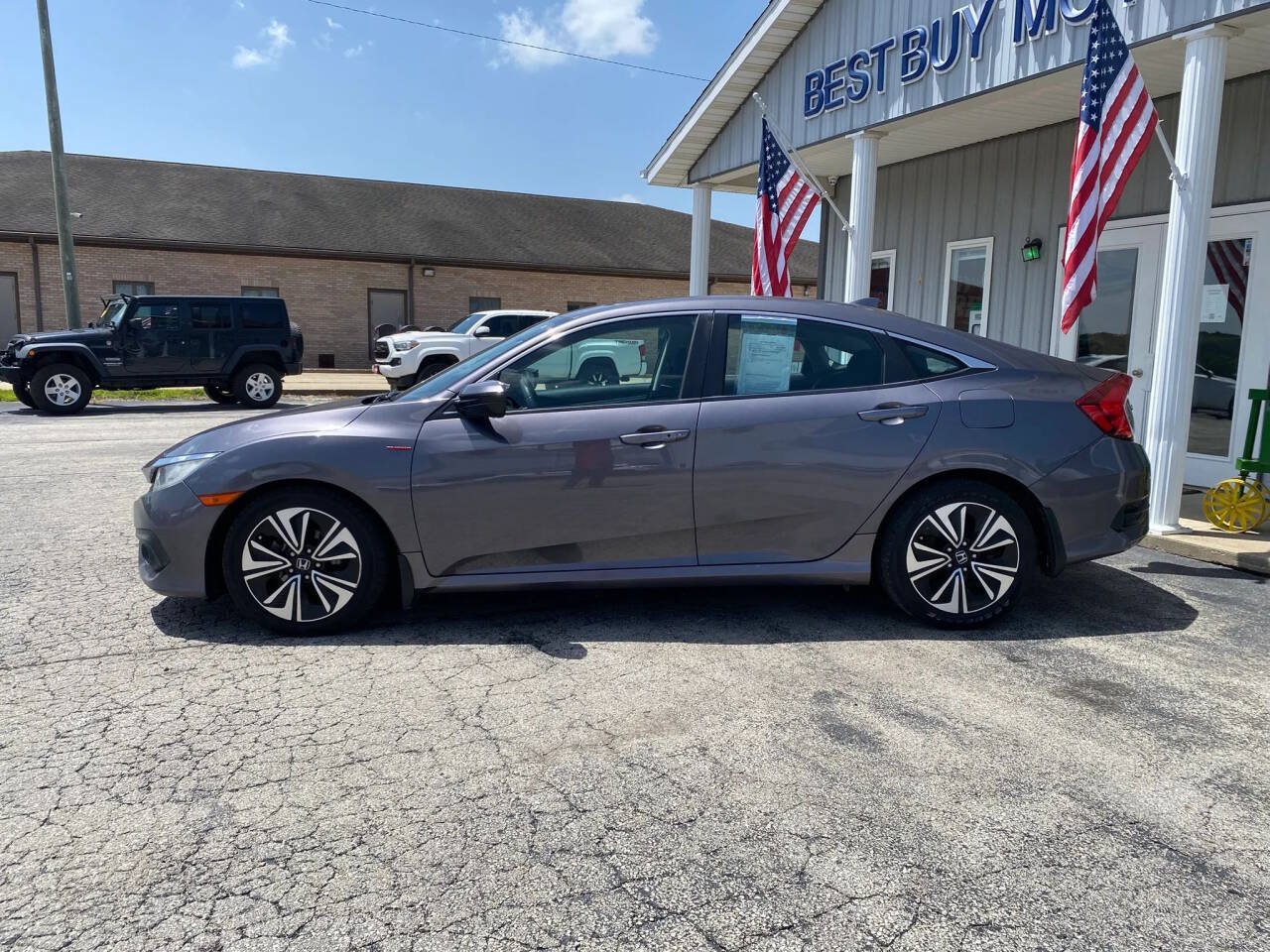 Used 2016 Honda Civic EX-T image 2