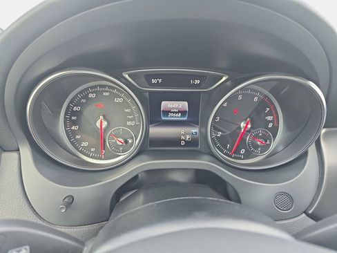 Used 2019 Mercedes-Benz GLA 250 4MATIC image 19