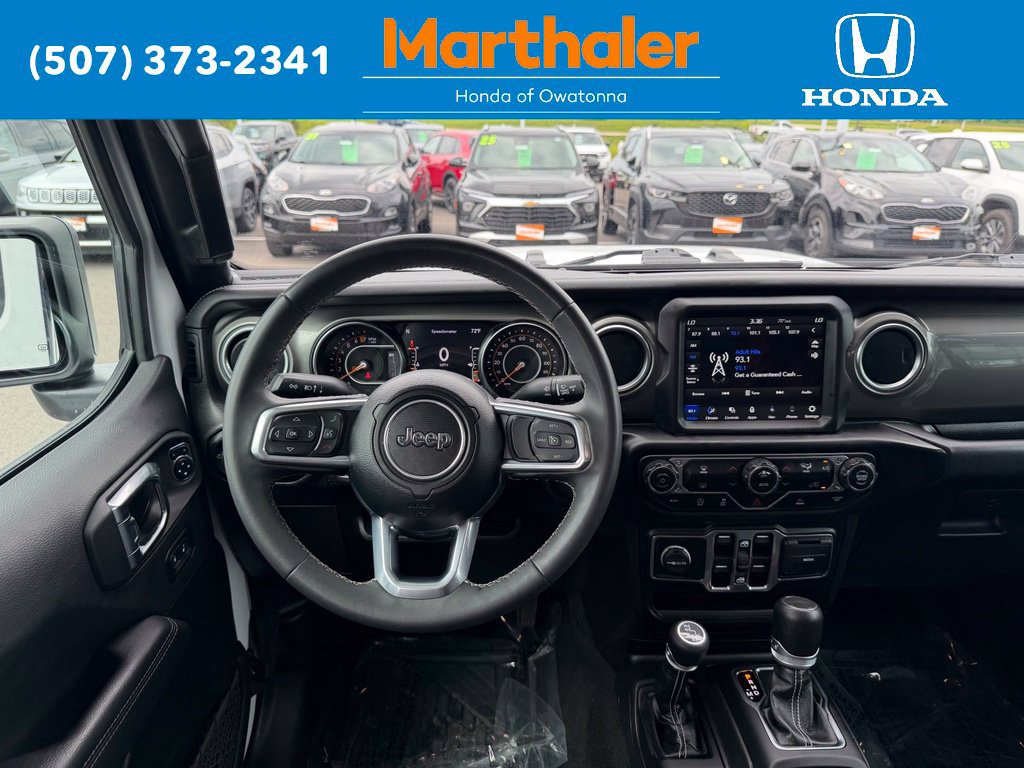 Used 2023 Jeep Gladiator Overland AWD/4WD image 22