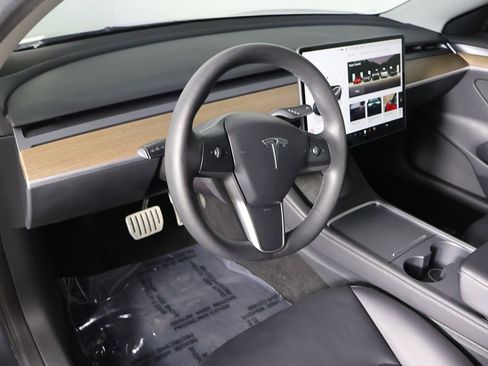 Used 2023 Tesla Model 3 Performance image 20