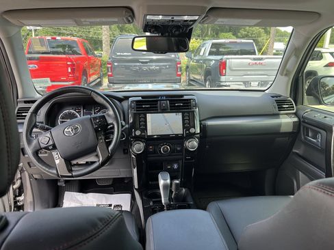 Used 2023 Toyota 4Runner TRD Off-Road Premium w/ Moonroof Package AWD/4WD image 31