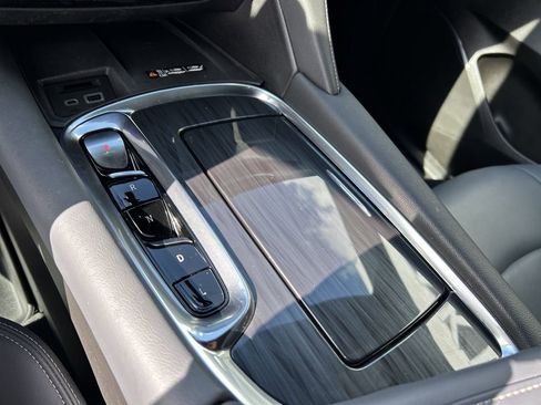 Certified 2023 Buick Enclave Essence image 26