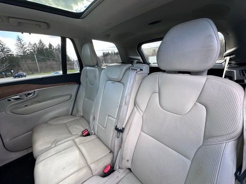 Used 2017 Volvo XC90 T6 Inscription w/ Vision Package image 11