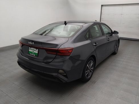 Used 2022 Kia Forte LXS w/ LXS Technology Package FWD image 9
