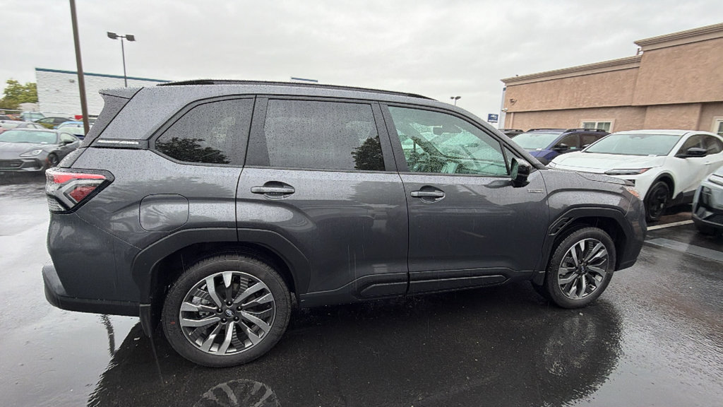 New 2026 Subaru Forester Touring AWD/4WD image 3