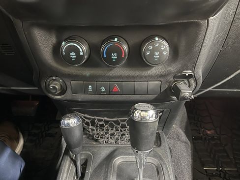 Used 2017 Jeep Wrangler Unlimited Sport w/ Quick Order Package 24S image 25