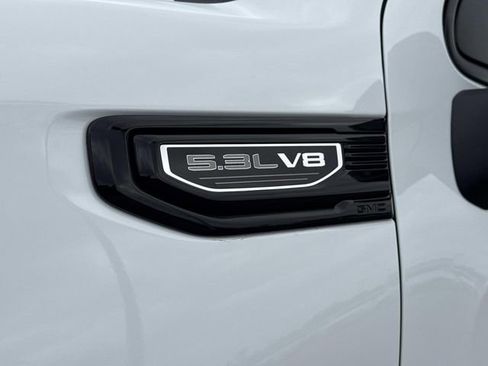 New 2026 GMC Sierra 1500 Elevation w/ X31 Off-Road Package AWD/4WD image 10