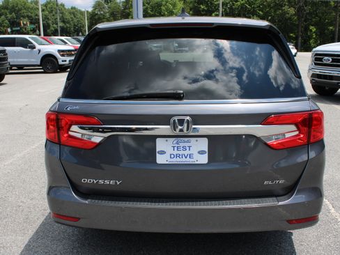 Used 2019 Honda Odyssey Elite image 6