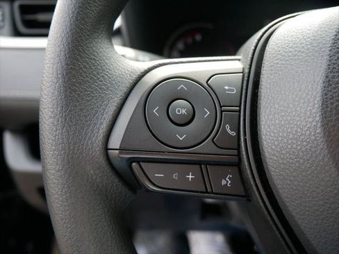 Certified 2025 Toyota RAV4 XLE AWD/4WD image 27