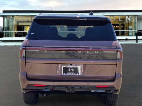 New 2026 Lincoln Navigator Black Label AWD/4WD image 5