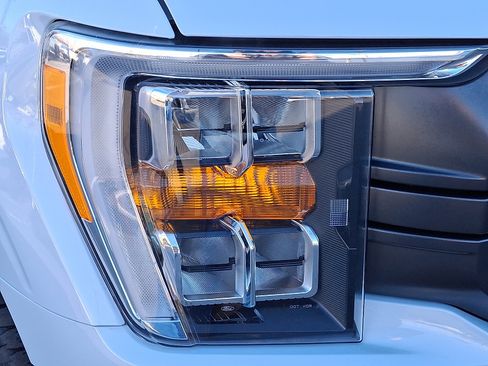 Certified 2022 Ford F150 XLT w/ Equipment Group 302A High image 9