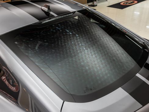 Used 2022 Ford Mustang Shelby GT500 w/ Carbon Fiber Track Pack RWD image 32