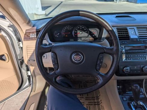 Used 2008 Cadillac DTS w/ Sun And Sound Package FWD image 10