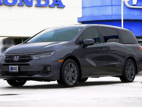 New 2026 Honda Odyssey Touring image 1