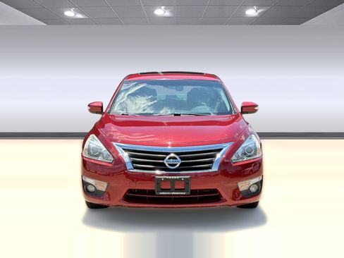 Used 2015 Nissan Altima 2.5 SL w/ Technology Package FWD image 6