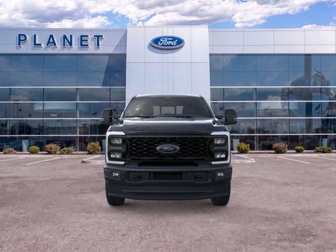 New 2026 Ford F250 XLT w/ XLT Premium Package AWD/4WD image 7