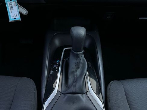 Used 2025 Toyota Corolla LE image 22
