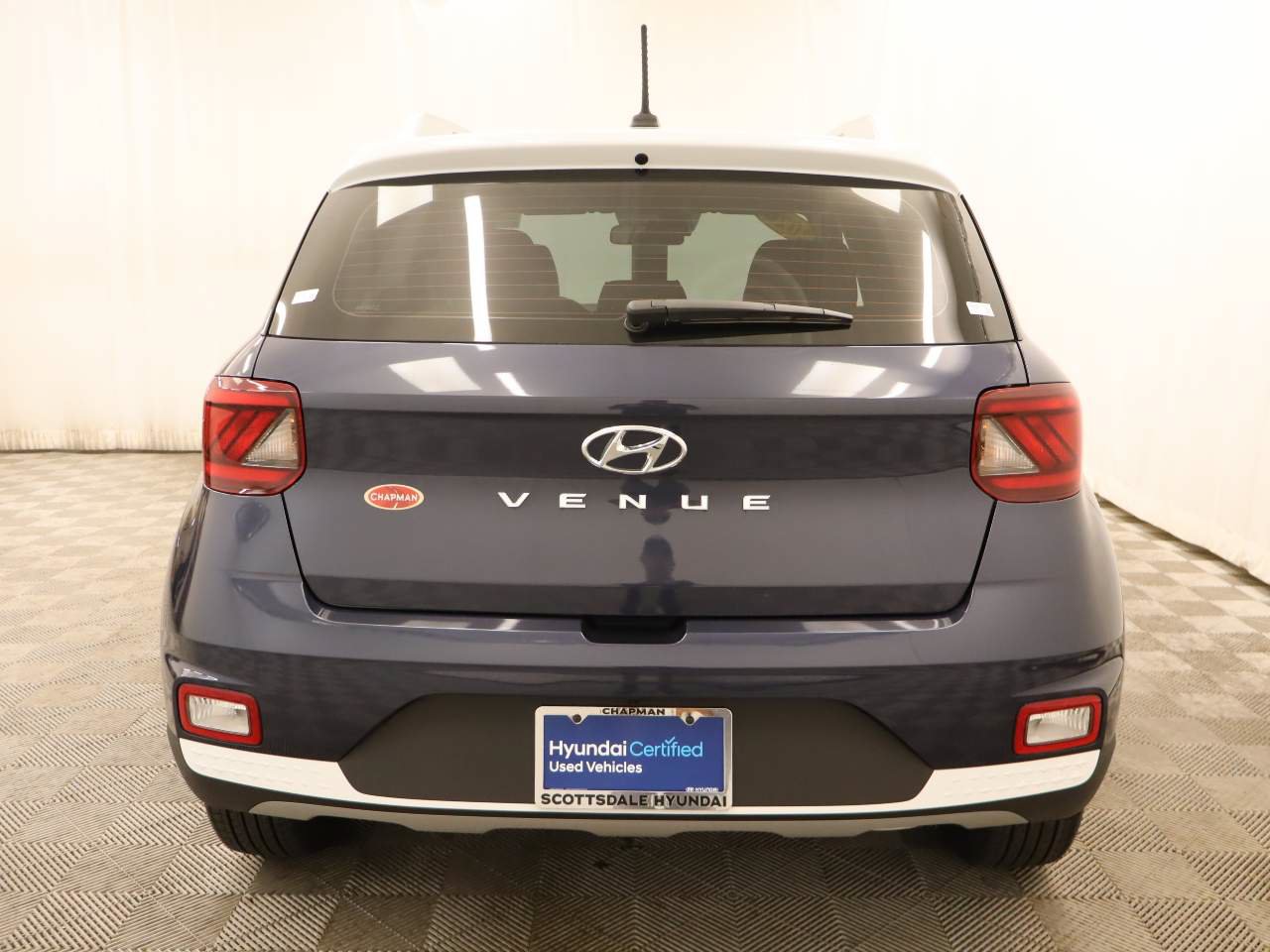 Used 2026 Hyundai Venue SEL FWD image 5