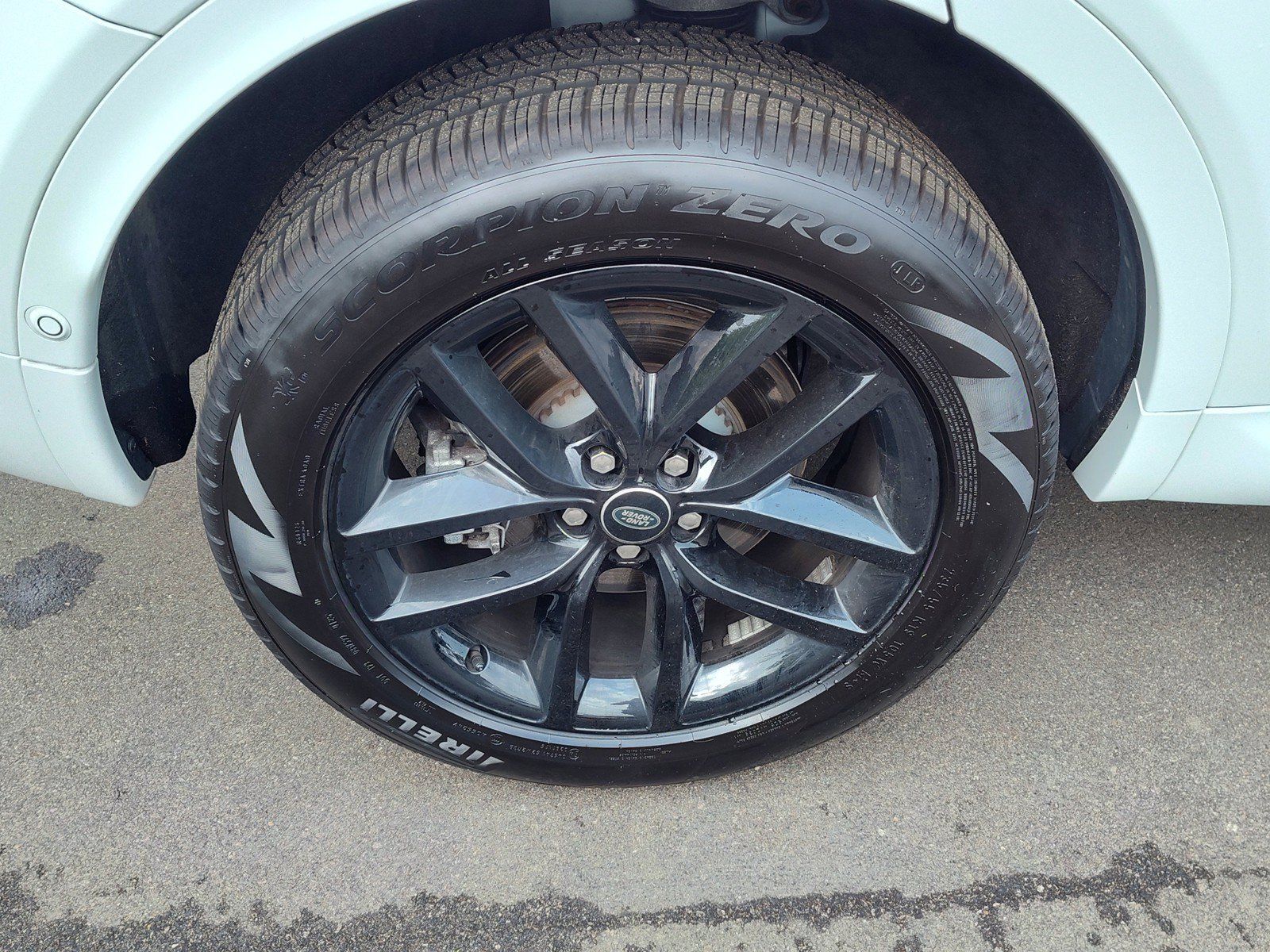 Used 2025 Land Rover Discovery Sport S AWD/4WD image 34