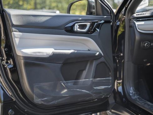 New 2026 Jeep Compass Limited image 34