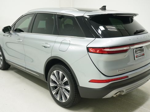 Used 2021 Lincoln Corsair Reserve FWD image 6