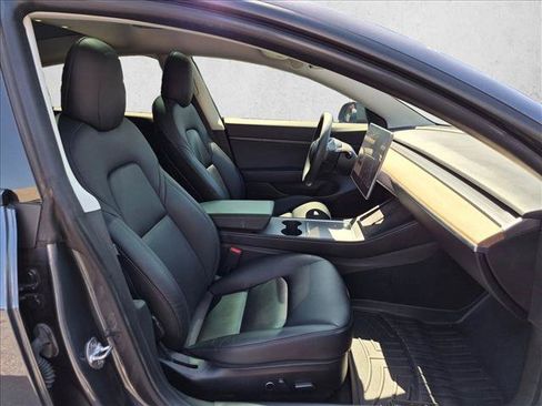 Used 2021 Tesla Model 3 Standard Range Plus RWD image 21
