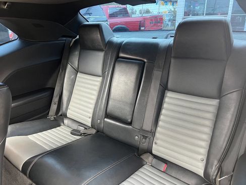 Used 2009 Dodge Challenger R/T image 13