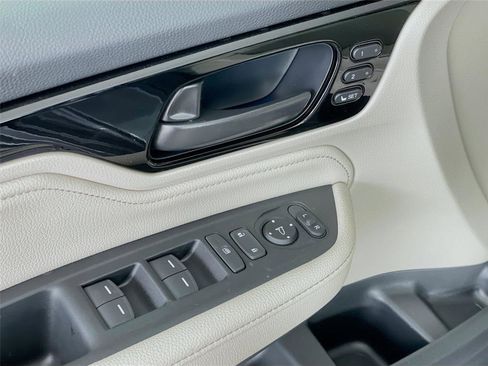 New 2026 Honda Odyssey Touring image 22
