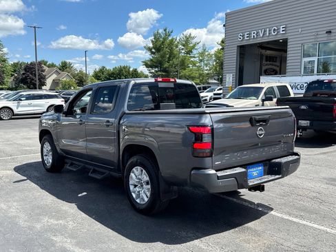 Used 2023 Nissan Frontier SV w/ SV Convenience Package AWD/4WD image 4