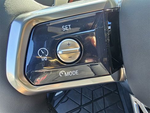 New 2026 BMW 740i w/ Executive Package image 20