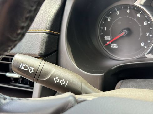 Used 2019 GMC Terrain SLE w/ Driver Convenience Package FWD image 31